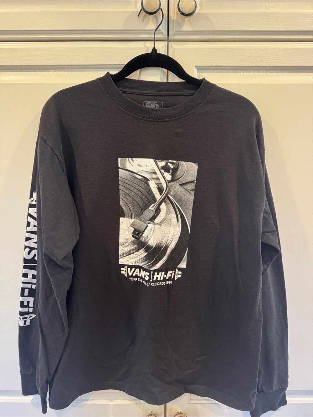 Vans Black Hi‑Fi Long Sleeve Graphic Tee - Men